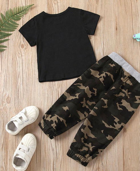 Boys short sleeve letter printed t-shirt  Camouflage pants included 